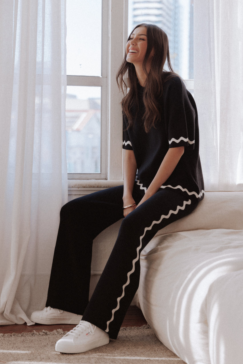 Vespa Knitted Tee - Black White